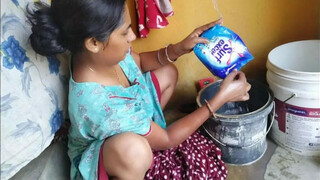 Indian mom blanket and mosquito ????????wash pure desi tarike se cloth wash ||Vlogger Soni