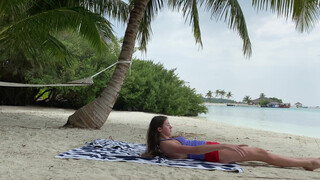 4. 20 MIN EASY SAND YOGA WORKOUT FOR BEGINNERS / FITNESS WITH STESHA / PART 22 / MY Maldives VACATION