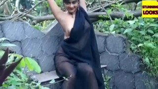 5. Saree without bra and panty photoshoot