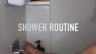 2. My QUICK & EASY Everyday Shower Routine: SOFT & GLOWY Skin ???? ???? (NO VOICEOVER)