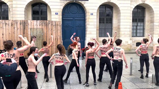 8. Pompiers accusés de viol : action Femen au Ministère de la Justice (6 février 2021, Paris)