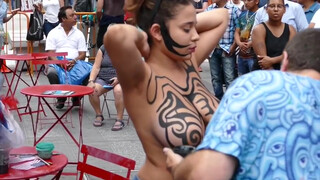 4. TIMES SQUARE BODY PAINTING