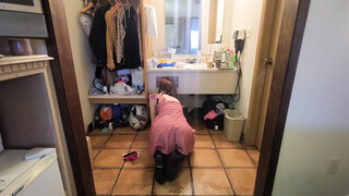 9. prt2 Brandi Sykes Cleaning Video
