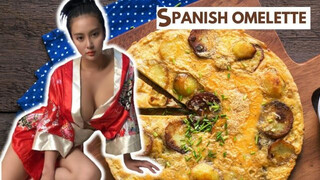 Pong’s kitchen – How To Cook SPANISH OMELETTE – Beautiful girl Cooking