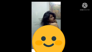 10. Indian sexy girl gets nude