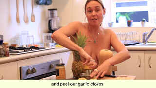 5. Go Naked At Home Ep. 1 – Waste Free Hummus