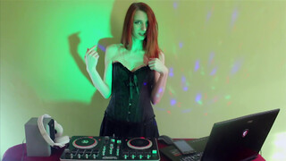 4. Magic trick goes wrong! (New EDM Mix Teaser by Girl DJ Kimiko)