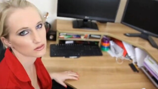 10. Female technician repairing computer vlog | female empowerment vlog | woman ☕
