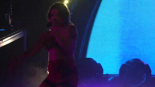 5. “Bikini Porn (Flashes Crowd)” Tove Lo@The Fillmore Philadelphia 2/9/20