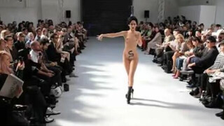 Charlie Le Mindu SS12 ( Nude Accessory Runway Catwalk Show )