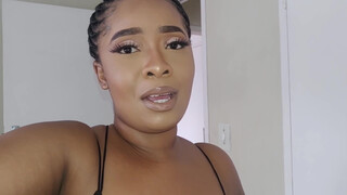 7. Lunch date at Tasha’s, Nadora Intimates Unboxing + Review, Mini Try On Haul & Dischem Haul #VLOG
