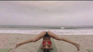 VR Bikini Yoga & Venice & Lesson 3 & Groundwork #shorts #asmr