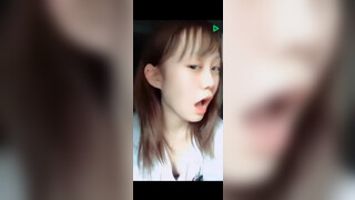 5. 【TikTok】胸元緩すぎライブ配信者【Japanese TikToker downblouse】