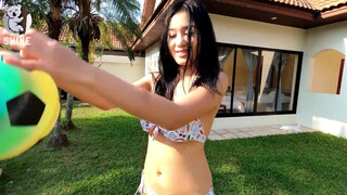 5. Super Bikini Model Kahlisa Showing Off Her Lingerie ????