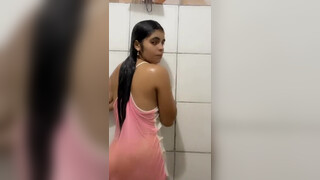 4. ????Hot Indian Girl Braless/No Bra on Shower Challenge! ????