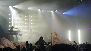 5. Tove lo.Manchester academy 2.11.22(2)