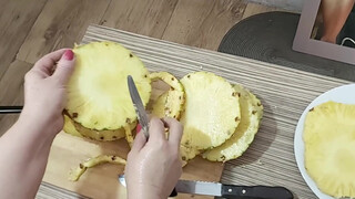 7. Peeling a delicious pineapple