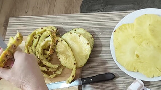 9. Peeling a delicious pineapple