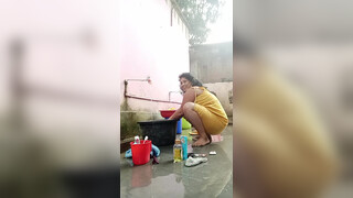 4. অনেক। কষ্ট।করে।চান। করলাম।এই। ঠান্ডাই। বন্ধুরা ????????????