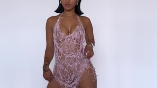 4. Shenseea – Waistline (Official Visualizer)