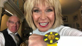 Toyah and Roberts Sunday Lunch – Feeling Lonely?