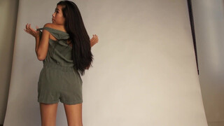 7. MELODY – PHOTOSHOOT Behind The Scenes
