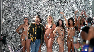 10. Miami Art Body Tape Full Show / Fusion Fashion Events / Miami Art Basel 2023