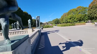 3. WORLD’S BIGGEST NAKED SCULPTURE (VIGELAND PARKEN )