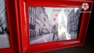 5. picture frame in hert