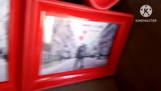 6. picture frame in hert