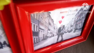 3. picture frame in hert