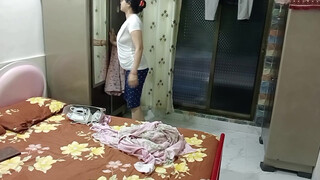 2. itni tabiyat kharab hone par bhi ek pal ka aram nasib me nahi hai