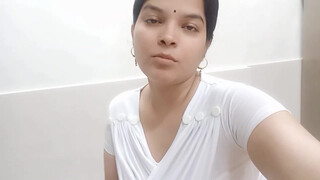 3. itni tabiyat kharab hone par bhi ek pal ka aram nasib me nahi hai