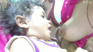 7. मा बेटी मस्ती || breastfeeding vlog || #breastfeeding || #viral || breastfeeding vlogs