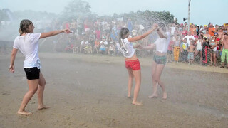 6. Slapjo krekliņu konkurss autokrosā Vecpilī