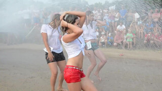 7. Slapjo krekliņu konkurss autokrosā Vecpilī