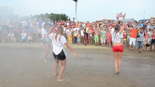 3. Slapjo krekliņu konkurss autokrosā Vecpilī