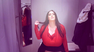 8. SPYCAM IN CHANGING ROOM ⚠️