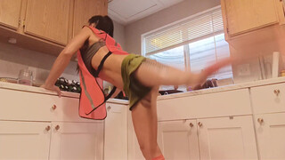 4. Kitchen Kickin’ With Lil #kickin’withlil