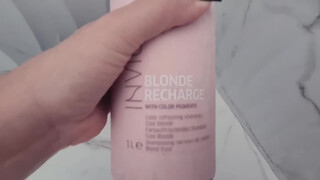 4. shampoo mirror