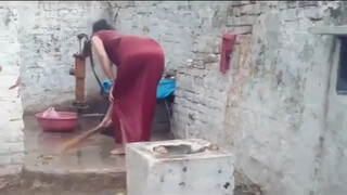 8. hot Indian aunty bhabhi girl bhabi bath without bra