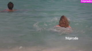 4. English Actress Kelly Brook Film Survival Island Three 2005 Beach Scene