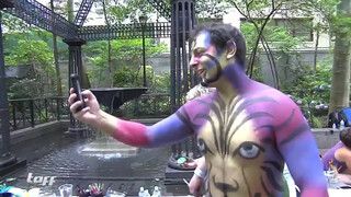 1. NACKT in NEW YORK: Bodypainting-Day am Big Apple | taff | ProSieben