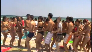 4. Flash Mob Costinesti 2011