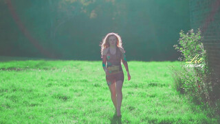 2. London Fashion Week Model Inga catwalk pretty little things part 19