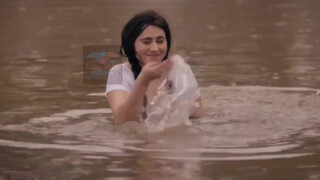 2. Enjoying in wet transparent dress