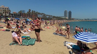 3. Barcelona Central Beach // Beach Walk Tour Barceloneta Barcelona Spain 4K