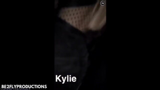 2. Kardashian & Jenner got some moves