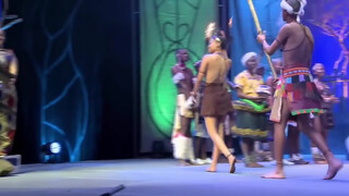 4. Khoisan finalist in competition Miss Cultural indoni