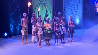 7. Khoisan finalist in competition Miss Cultural indoni
